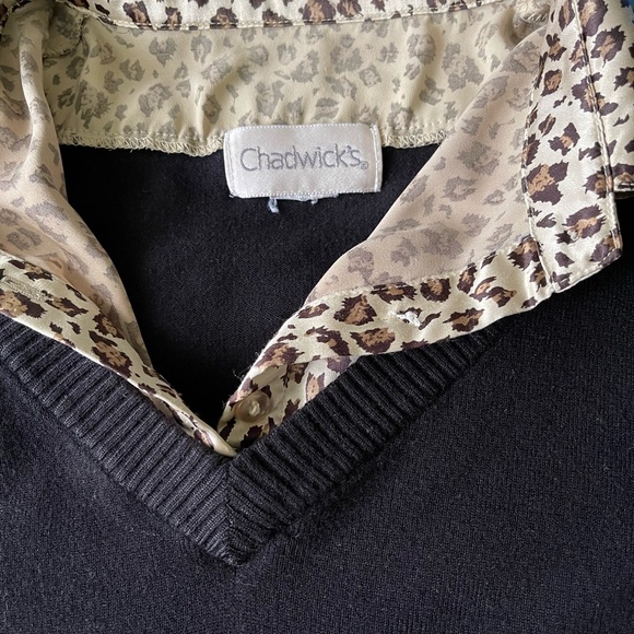 Sweater 😍 - Picture 7 of 10